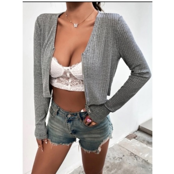 Grey Ribbed Knit Crop Top - Picture 2 of 3